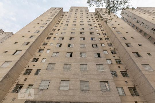 Fachada de apartamento para alugar com 2 quartos, 43m² em Jardim Iris, São Paulo