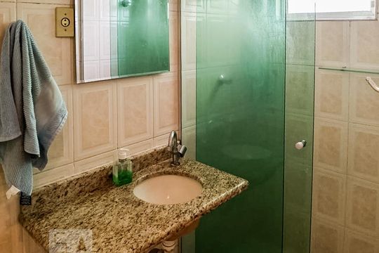 Banheiro de apartamento à venda com 3 quartos, 81m² em Taboão, São Bernardo do Campo