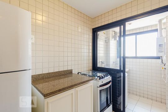 Cozinha de apartamento para alugar com 2 quartos, 58m² em Indianópolis, São Paulo