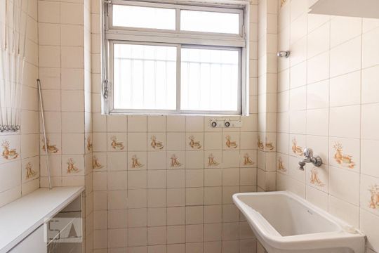 Área de Serviço de apartamento para alugar com 2 quartos, 70m² em Vila Osasco, Osasco