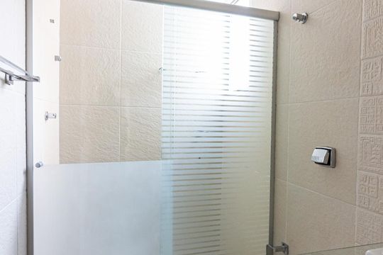 Banheiro de apartamento para alugar com 2 quartos, 70m² em Vila Osasco, Osasco