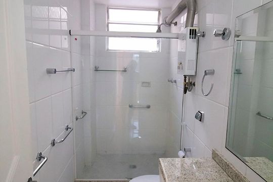 banheiro de apartamento à venda com 3 quartos, 85m² em Tijuca, Rio de Janeiro