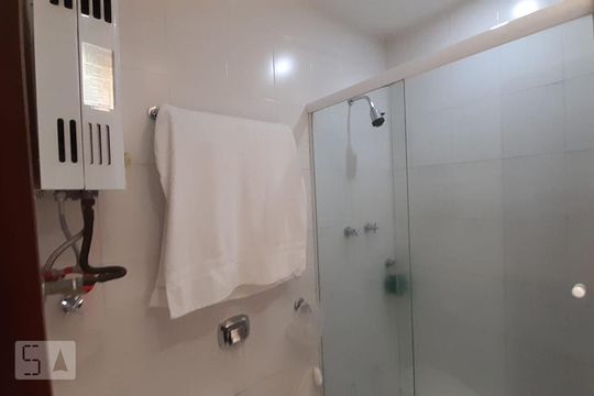 Banheiro de apartamento à venda com 2 quartos, 93m² em Centro, Rio de Janeiro