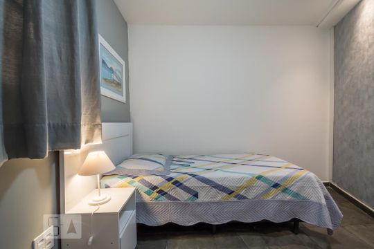 Quarto 2 de casa à venda com 3 quartos, 100m² em Santo Amaro, São Paulo