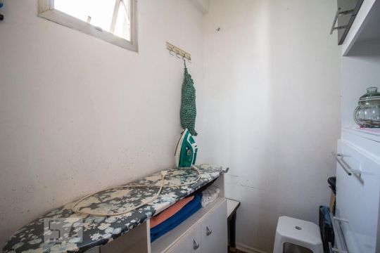 Quarto de Serviço de apartamento à venda com 2 quartos, 58m² em Lapa, São Paulo