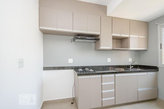 Cozinha de apartamento à venda com 1 quarto, 47m² em Buritis, Belo Horizonte