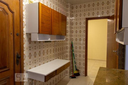 Cozinha de apartamento para alugar com 2 quartos, 65m² em Tijuca, Rio de Janeiro