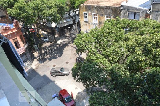 Vista de kitnet/studio para alugar com 1 quarto, 28m² em Santa Teresa, Rio de Janeiro