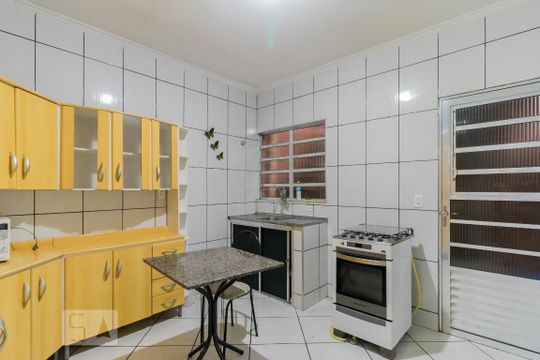 Cozinha de casa à venda com 2 quartos, 70m² em Limoeiro, São Paulo