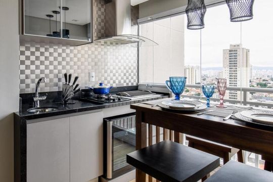 Varanda gourmet de apartamento para alugar com 2 quartos, 50m² em Vila Bertioga, São Paulo