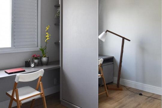 Quarto 1 de apartamento para alugar com 2 quartos, 50m² em Vila Bertioga, São Paulo