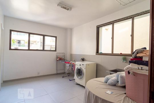 Área de Serviço de apartamento à venda com 4 quartos, 572m² em Boa Viagem, Niterói
