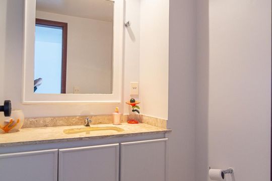Lavabo de apartamento à venda com 4 quartos, 572m² em Boa Viagem, Niterói