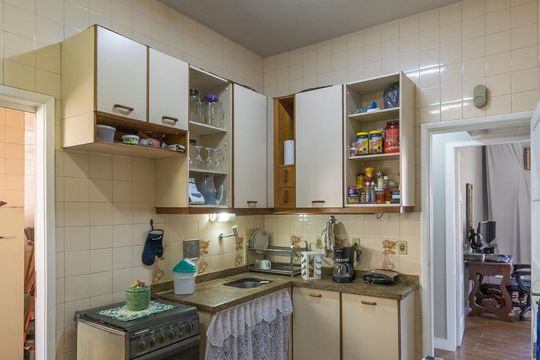 Cozinha de apartamento à venda com 3 quartos, 82m² em Penha, Rio de Janeiro
