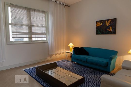 Apartamento para alugar com 1 quarto, 65m² em República, São Paulo