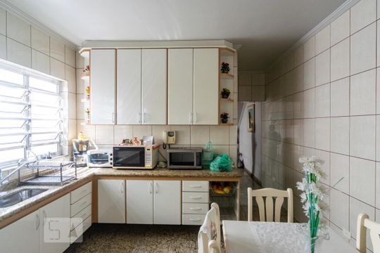 Cozinha de casa para alugar com 3 quartos, 370m² em Parque São Jorge, São Paulo