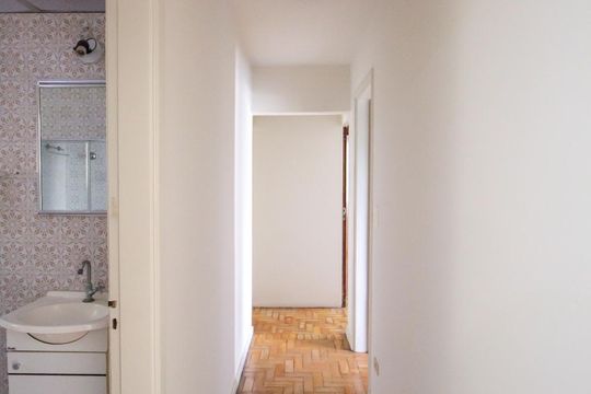 Corredor de apartamento à venda com 3 quartos, 113m² em Bela Vista, São Paulo