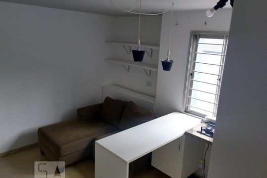Kitnet/Studio para alugar com 1 quarto, 30m² em Água Verde, Curitiba