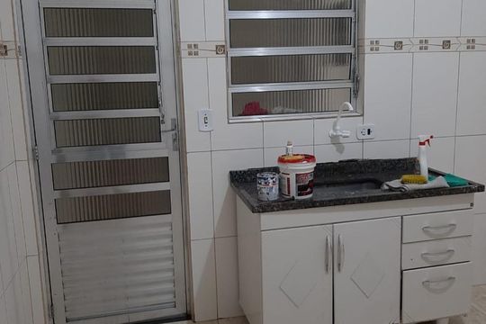 Cozinha  de casa para alugar com 2 quartos, 64m² em Jardim Coimbra, São Paulo