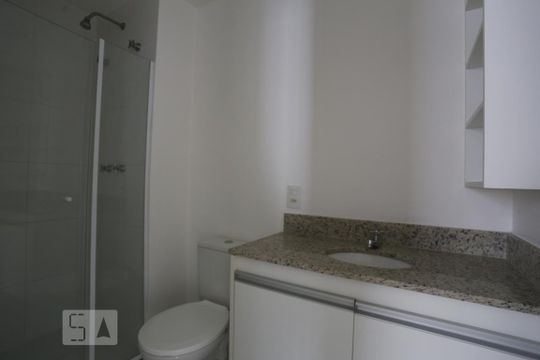 Banheiro de apartamento à venda com 1 quarto, 41m² em República, São Paulo