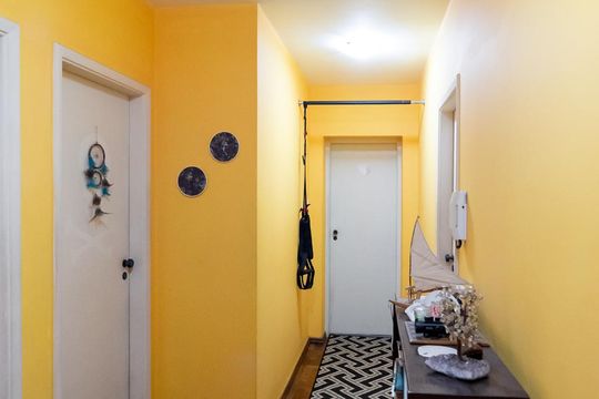 Corredor Quartos de apartamento à venda com 4 quartos, 180m² em Santo Amaro, São Paulo