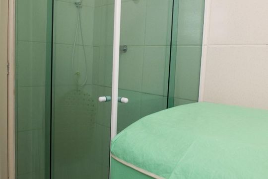 Banheiro de apartamento para alugar com 1 quarto, 38m² em Flamengo, Rio de Janeiro