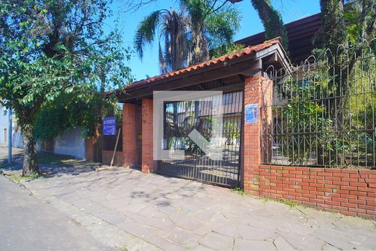 Fachada de casa para alugar com 3 quartos, 150m² em Hamburgo Velho, Novo Hamburgo