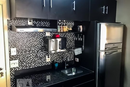 Cozinha de kitnet/studio para alugar com 1 quarto, 38m² em Jardim Flor da Montanha, Guarulhos