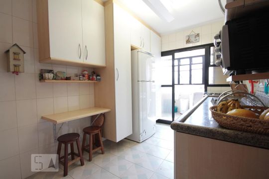 Cozinha de apartamento à venda com 3 quartos, 114m² em Bosque da Saúde, São Paulo