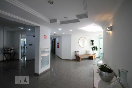 Hall de entrada de apartamento à venda com 3 quartos, 114m² em Bosque da Saúde, São Paulo