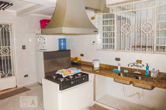 Cozinha de casa à venda com 5 quartos, 290m² em Vila Monumento, São Paulo