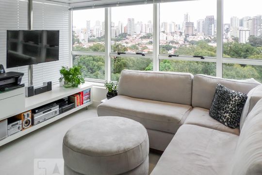 Apartamento para alugar com 3 quartos, 249m² em Cambuci, São Paulo