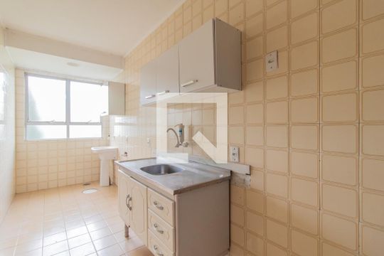 Cozinha e Área de Serviço de apartamento à venda com 1 quarto, 55m² em Partenon, Porto Alegre