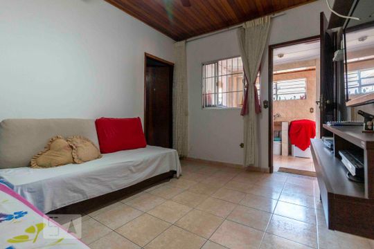 Casa à venda com 3 quartos, 280m² em Vila Nhocune, São Paulo