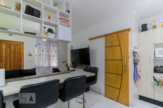 Cozinha de casa à venda com 2 quartos, 56m² em Vila Buenos Aires, São Paulo