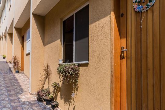 Entrada de casa à venda com 2 quartos, 56m² em Vila Buenos Aires, São Paulo
