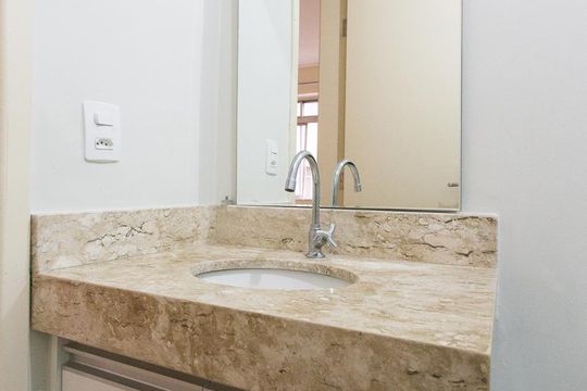 Banheiro de kitnet/studio à venda com 1 quarto, 26m² em Vila Prudente, São Paulo