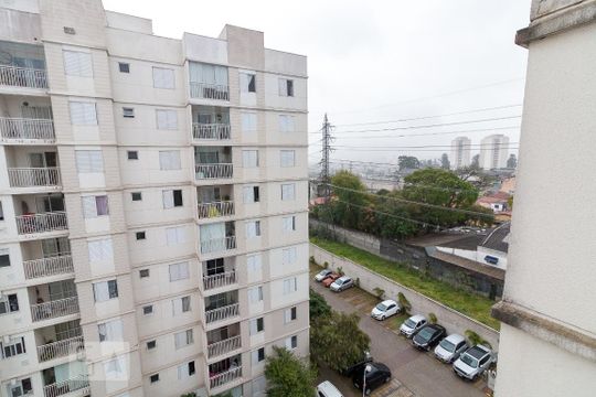Vista do apartamento de apartamento para alugar com 2 quartos, 52m² em Vila Endres, Guarulhos