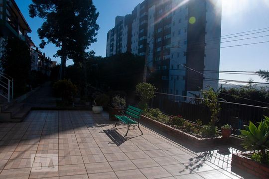 Área comum de casa de condomínio para alugar com 3 quartos, 250m² em Santo Antônio, Porto Alegre