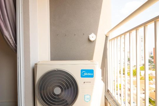 Sacada de apartamento à venda com 2 quartos, 55m² em Taquaral, Campinas