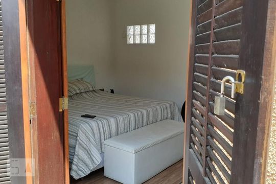 Suite 2 de casa à venda com 3 quartos, 200m² em Vila Campo Grande, São Paulo