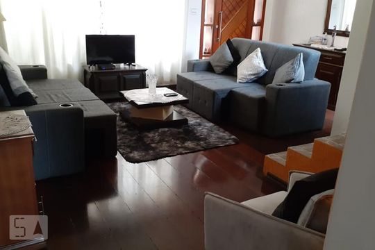 Sala de casa à venda com 3 quartos, 200m² em Vila Campo Grande, São Paulo