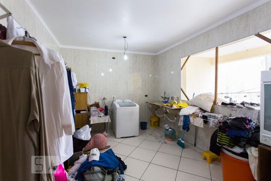Área de Serviço de casa para alugar com 4 quartos, 750m² em Vila Sao Geraldo, São Paulo