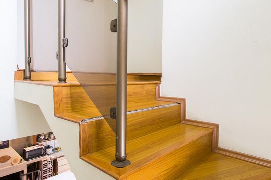Escada de casa para alugar com 4 quartos, 750m² em Vila Sao Geraldo, São Paulo