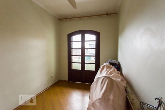 Suíte Master de casa à venda com 4 quartos, 750m² em Vila Sao Geraldo, São Paulo