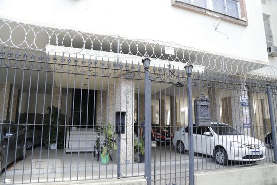fachada de apartamento à venda com 2 quartos, 55m² em Grajau, Rio de Janeiro