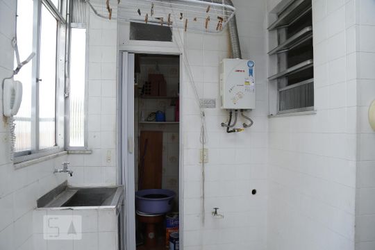 area de serviço de apartamento à venda com 2 quartos, 55m² em Grajau, Rio de Janeiro