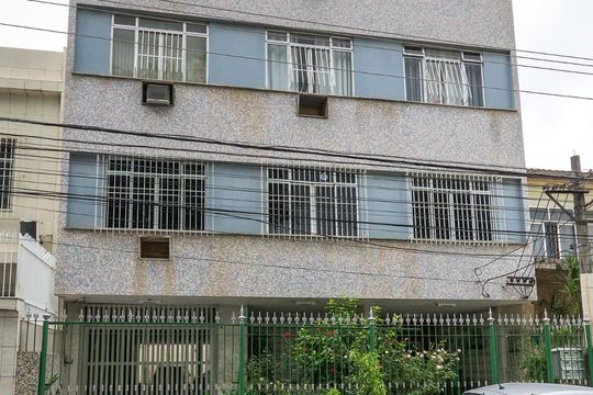 Fachada do Prédio de apartamento para alugar com 2 quartos, 100m² em Vista Alegre, Rio de Janeiro