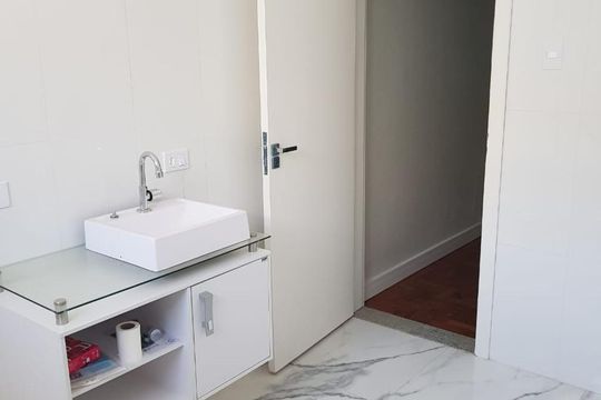 Banheiro de casa à venda com 2 quartos, 125m² em Belenzinho, São Paulo