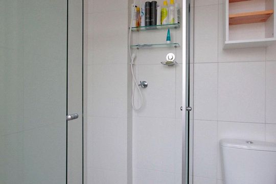 Banheiro de apartamento à venda com 1 quarto, 37m² em Santa Cecília, São Paulo